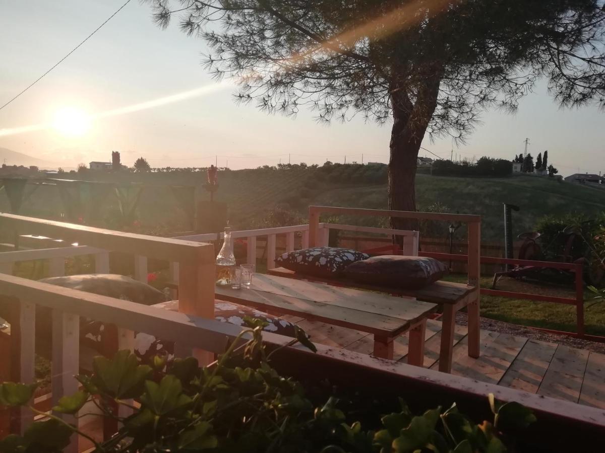 B&B Gli Amici Del Tubarello Roseto degli Abruzzi Kültér fotó
