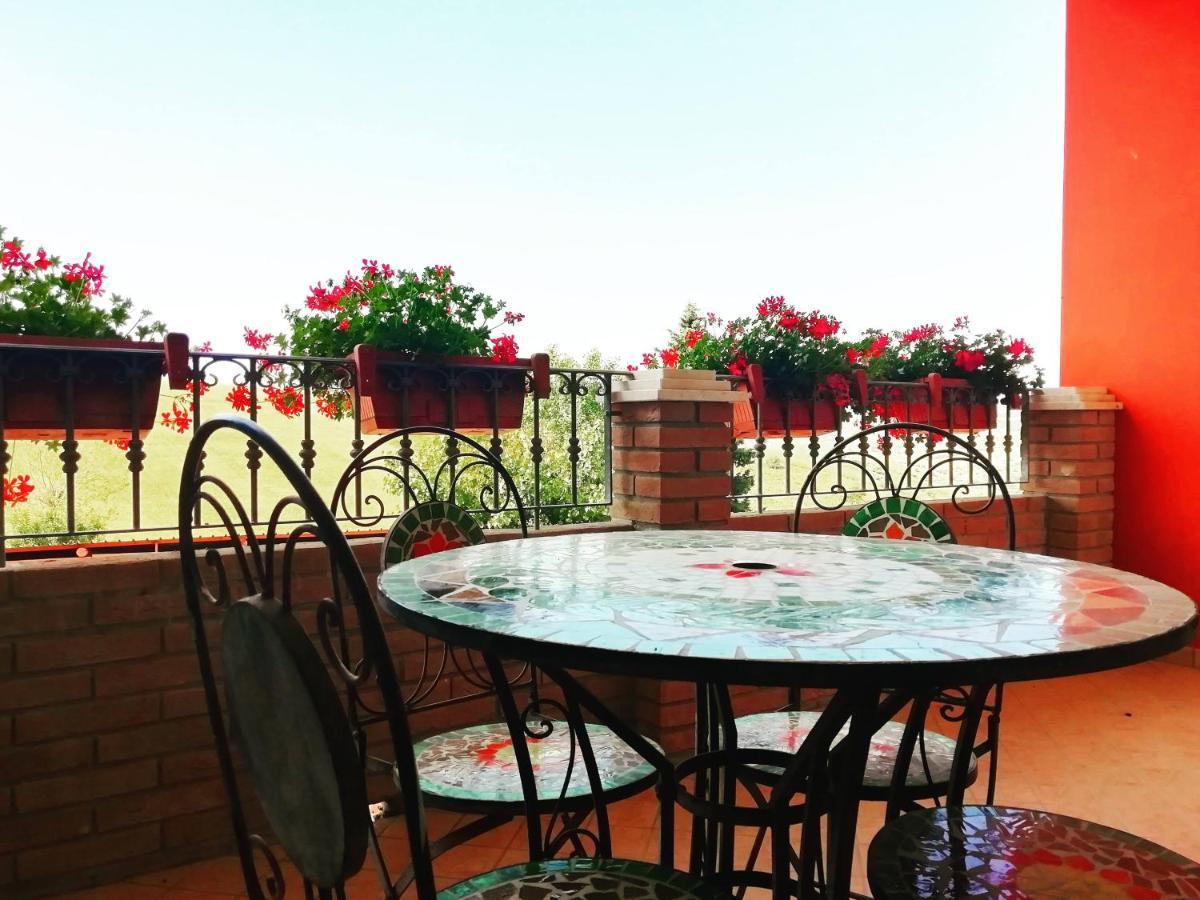 B&B Gli Amici Del Tubarello Roseto degli Abruzzi Kültér fotó