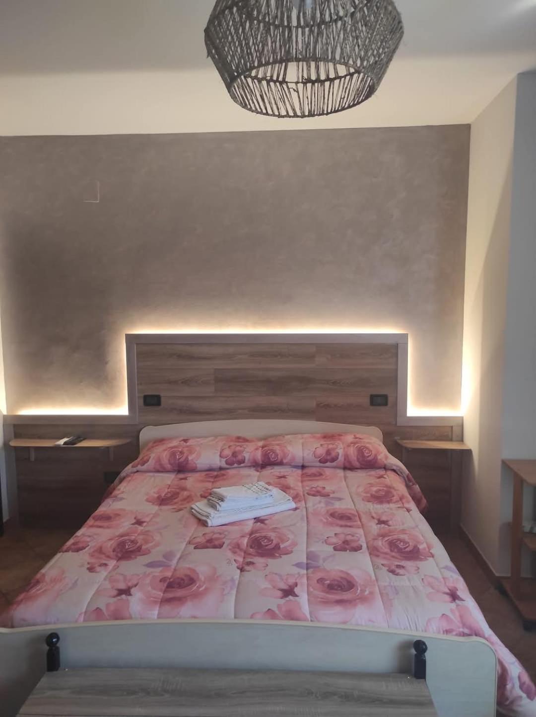 B&B Gli Amici Del Tubarello Roseto degli Abruzzi Kültér fotó